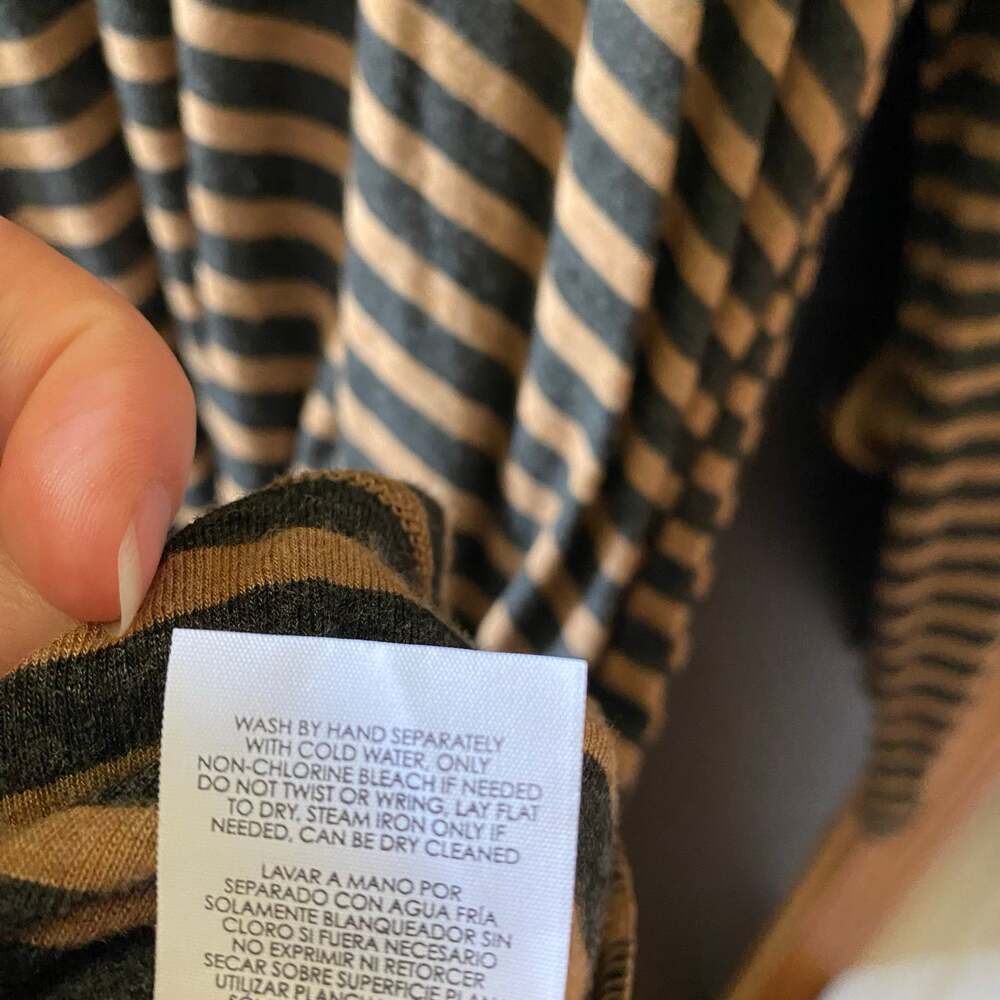 Cabi Striped Slant Tunic Tee Style 3629 Black Brown Womens Size Large - Picture 7 of 7